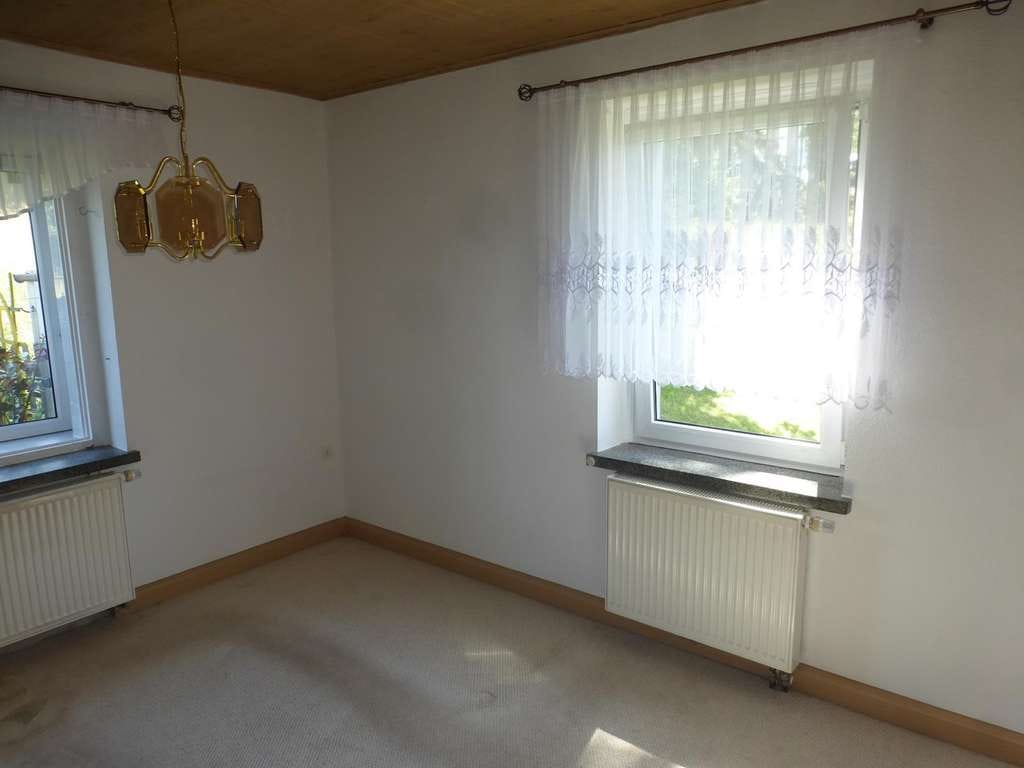Immobilie in Callenberg - Gemütliches EFH in Falken mit EBK und Garage - Bild 3