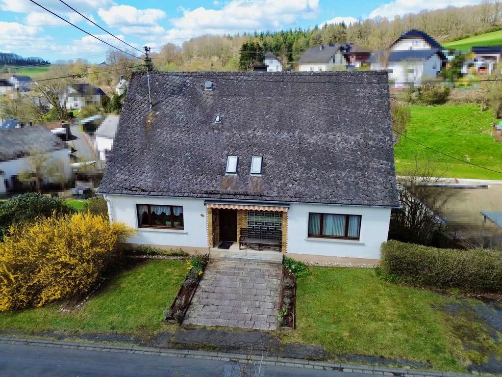 Immobilie in Kundert - Einfamilienhaus mit viel Platz für die große Familie! - Bild 1