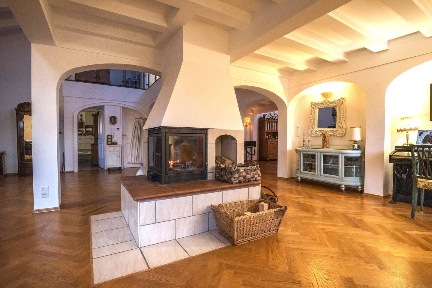 Immobilie in Pittenhart -  Großzügige Architektenwohnung - Haus im Haus - Bild 4