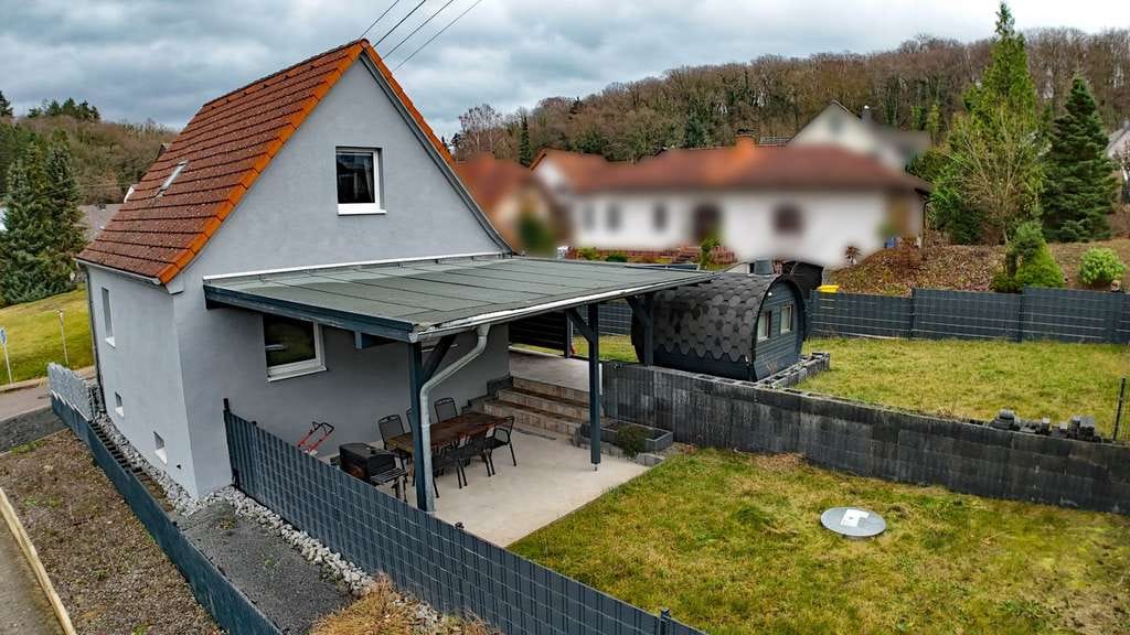 Immobilie in Glees - Erholsames Wohnen am Laacher See - Ihr neues Ferienhaus oder Zuhause erwartet Sie! - Bild 0