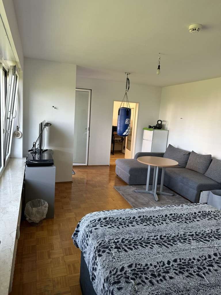 Immobilie in Germering - 1-Zimmerwohnung mit Balkon, TG und Keller - Bild 1