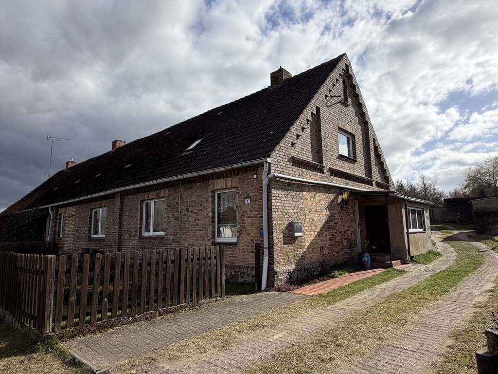 Immobilie in Kreien - PROVISIONSFREI | Aus Alt mach Wow – Haus mit Charakter und riesigem Gestaltungsspielraum - Bild 0
