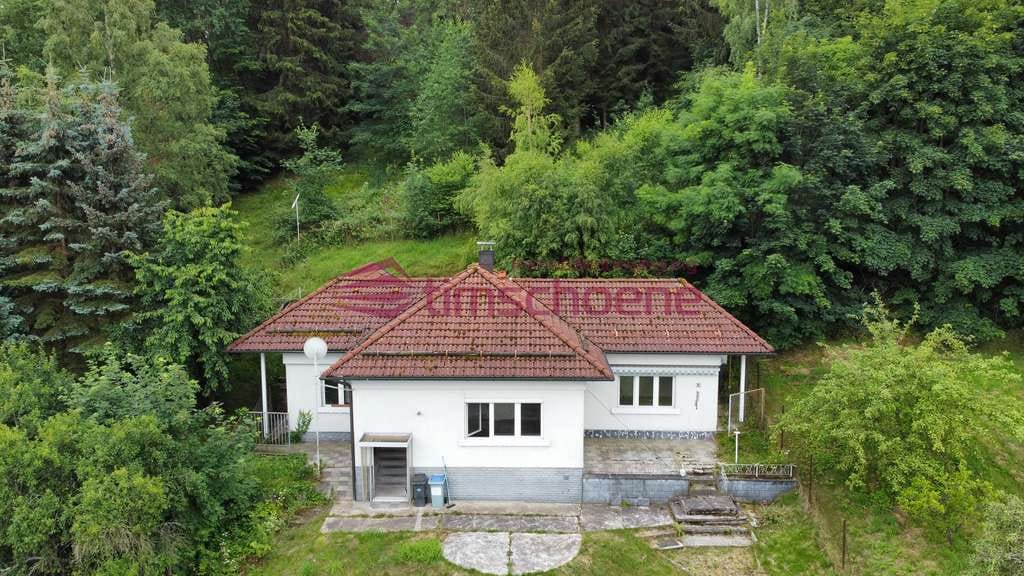 Immobilie in Elgersburg - Idylisch gelegenes Ferienhaus mit großem Garten in Elgersburg zu verkaufen! - Bild 0