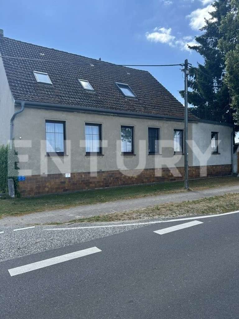 Immobilie in Nuthe-Urstromtal - Charmantes Zweifamilienhaus mit großem Nebengelass und vielseitigem Entwicklungspotenzial - Bild 2