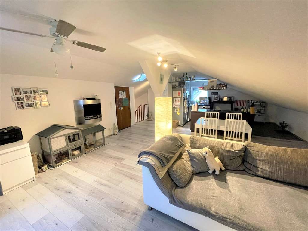 Immobilie in Reichelsheim - Reichelsheim: Zweifamilienhaus mit viel Nutzungs- u. Entwicklungspotenzial - Bild 1