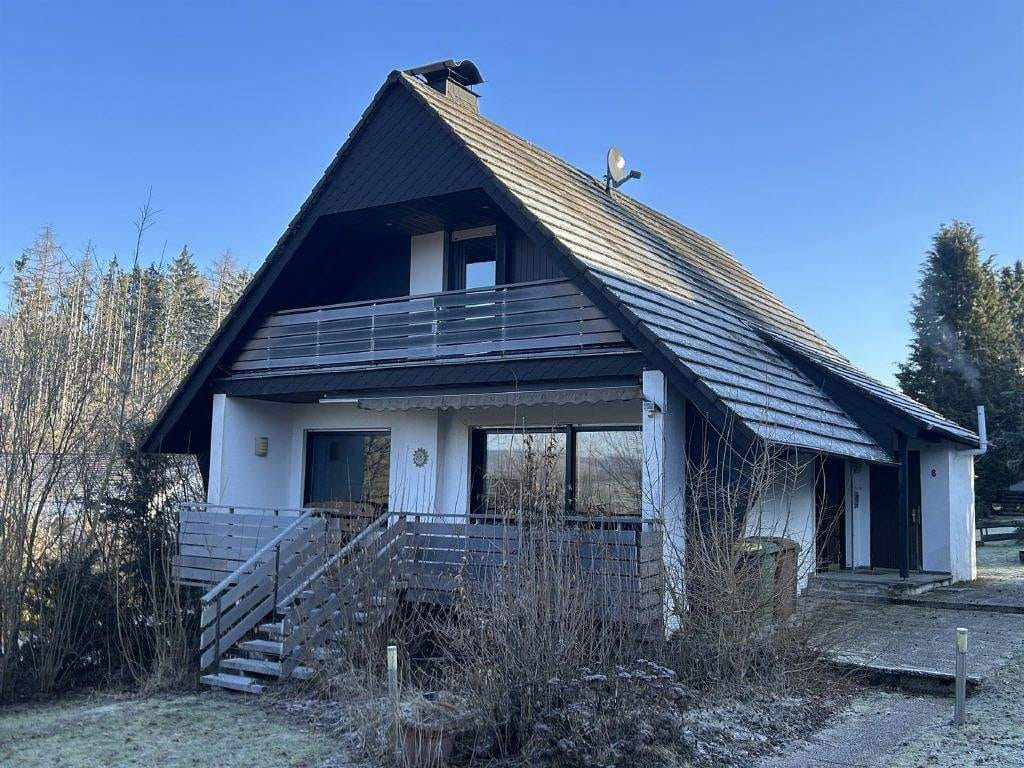Immobilie in Diemelsee - Charmantes Einfamilien- oder Ferienhaus mit Garage in Diemelsee-Heringhausen - Bild 0