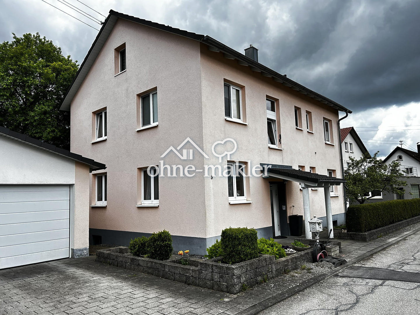 Immobilie in Kolbingen - Zweifamilienhaus zum Kauf - Bild 0