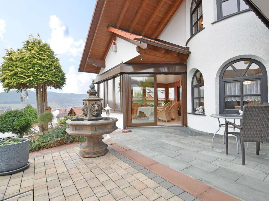 Immobilie in Miltenberg - Provisionsfrei - 1 - 3 Familienhaus mit grandiosem Ausblick - großzügiges Familienglück oder Verm... - Bild 0