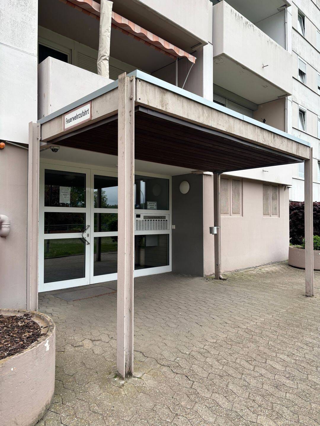 Immobilie in Spiesen-Elversberg - vermietete 3 Zimmer Wohnung mit Balkon zu verkaufen! - Bild 1