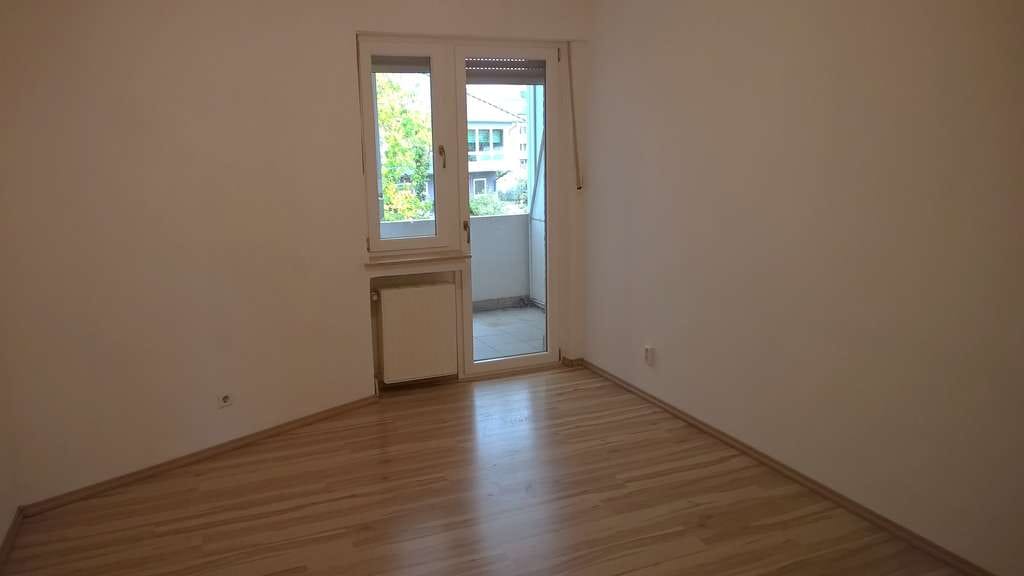 Immobilie in Emmerich am Rhein - Attraktives und gepflegtes 3-Zimmer-Eigentumsapartment mit zwei Balkonen! (vermietet) - Bild 3