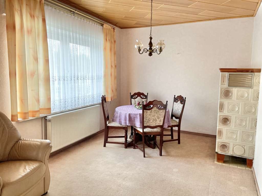 Immobilie in Harsleben - Familienfreundliches Wohnhaus mit großem, massiven Werkstatt-Nebengebäude und Garten! - Bild 4