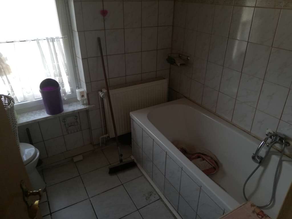 Immobilie in Bruchmühlbach-Miesau - Einfamilienhaus mit Garten am Ortsrand - Bild 3