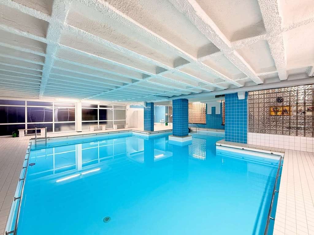 Immobilie in Willich - Über den Dächern von Willich: Traumhaftes Wohnen mit Schwimmbad und Panoramabalkon inklusive - Bild 2