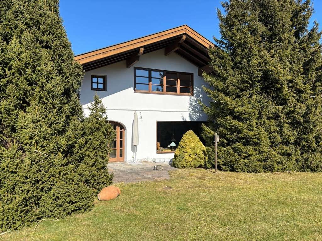 Immobilie in Surberg - Exklusives Architektenhaus nahe Traunstein - Bild 0