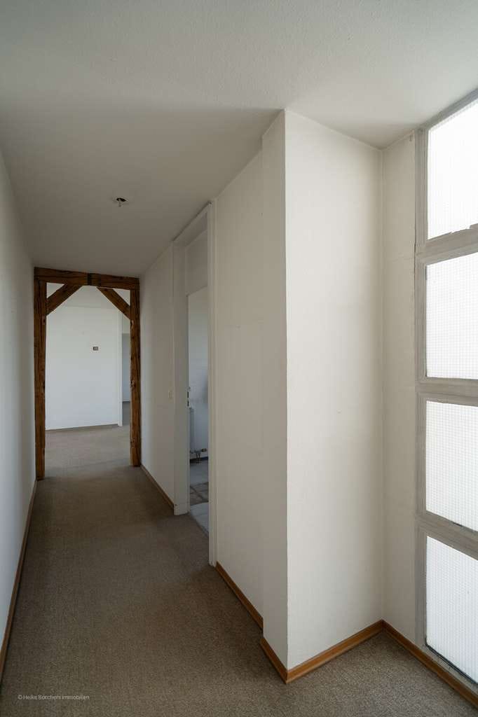 Immobilie in Ottobrunn - ***Heike Borchers Immobilien*** Dachterrassen(t)raum mit Süd-Ausrichtung***Renovierungsbedürftig*** - Bild 3