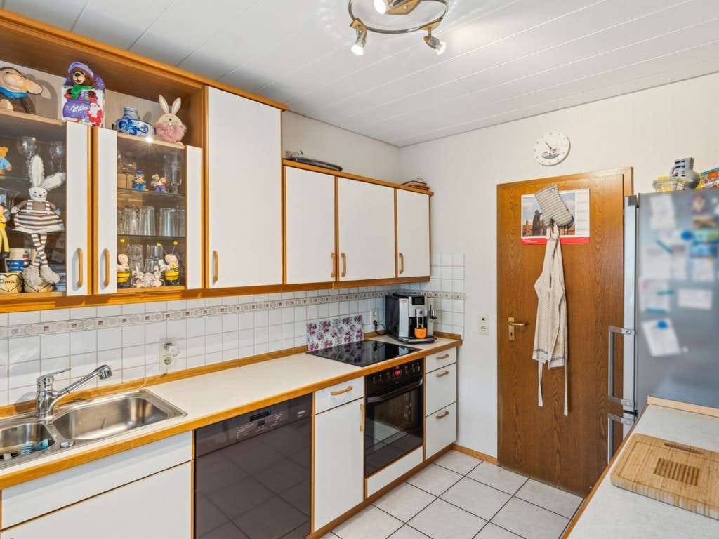 Immobilie in Karlstadt - Gepflegtes Zweifamilienhaus mit Einliegerwohnung in Karlburg bei Karlstadt - Bild 5