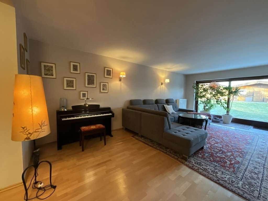 Immobilie in Stöckse - Ihr Traumhaus in idyllischer Lage – Viel Platz für Familie und Hobbys

 - Bild 3