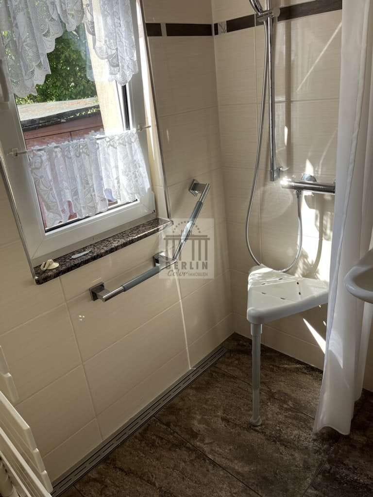 Immobilie in Großkmehlen - Ein Haus für alle Fälle! Großfamilie, 2-Familien, WG, Mehrgenerationen, etc. - Bild 4
