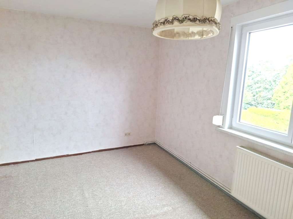 Immobilie in Großbreitenbach - Solides Eigenheim mit viel Potential !! - Bild 3