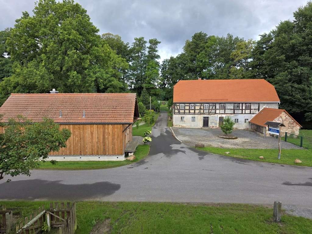 Immobilie in Königswartha - Rakecy - Kapitalanlage oder Eigennutz, 4 Seiten Hof bei Königswartha - Bild 3