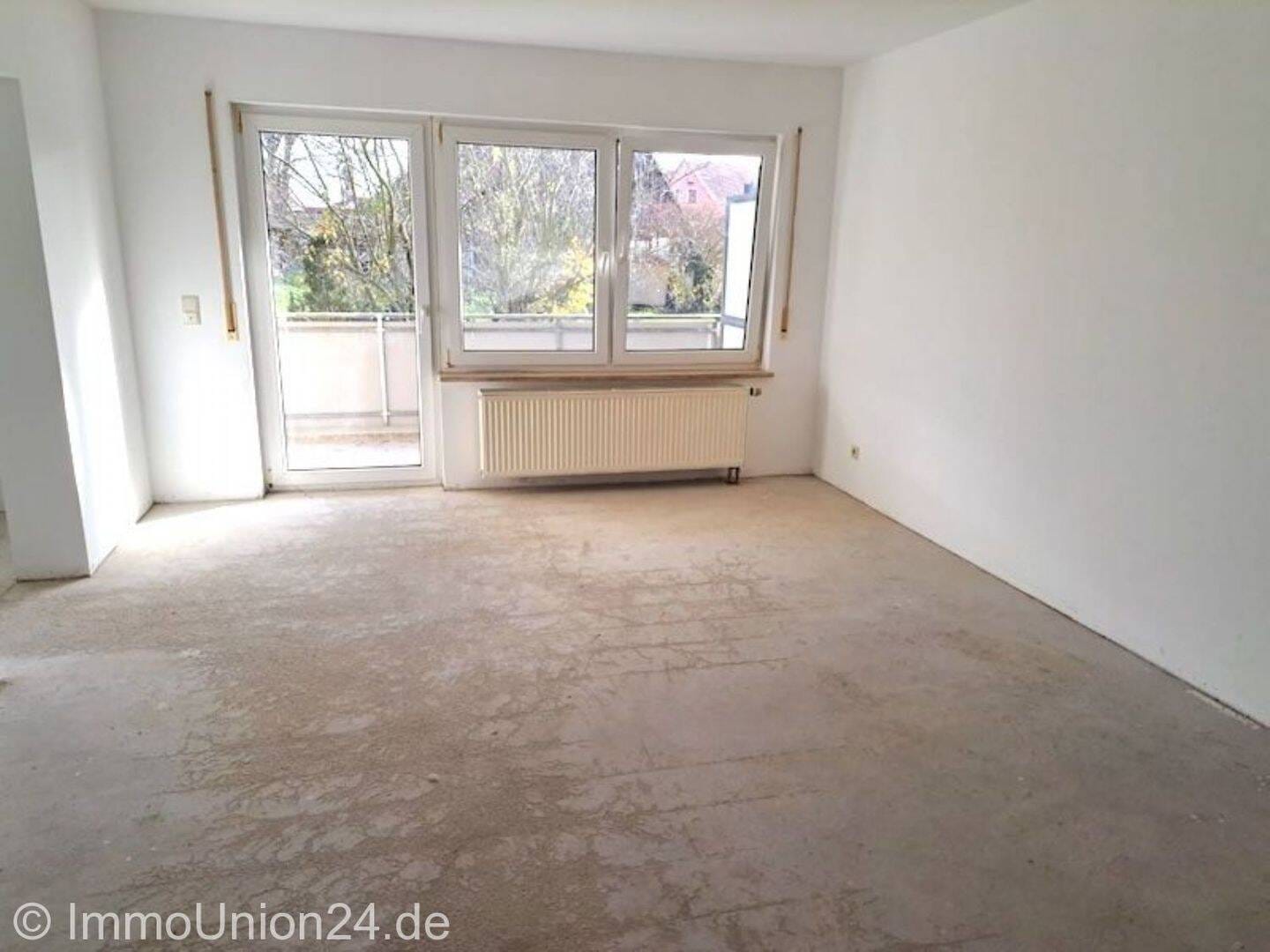 Immobilie in Lehrberg - SOFORT freie 42 qm Komfortwohnung mit herrlichen SONNEN- BALKON + NEUES Bad + KfZ Stellplatz - Bild 3