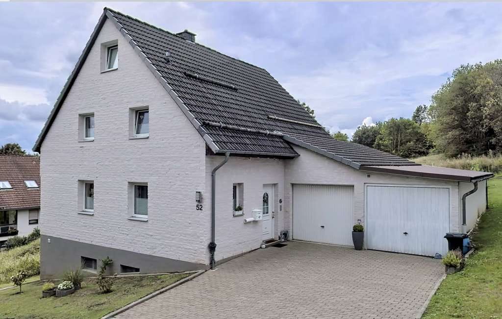 Immobilie in Bad Grund - Gepflegtes Zweifamilienhaus in idyllischer Harzlage - Bild 0