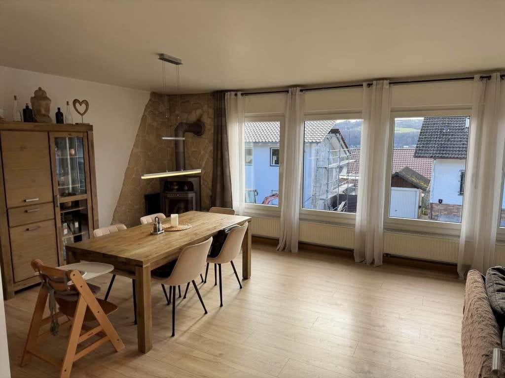 Immobilie in Brachttal - Stilvolles Zuhause - Einfamilienhaus mit Sonnenterasse, großem Garten & Sauna - Bild 3