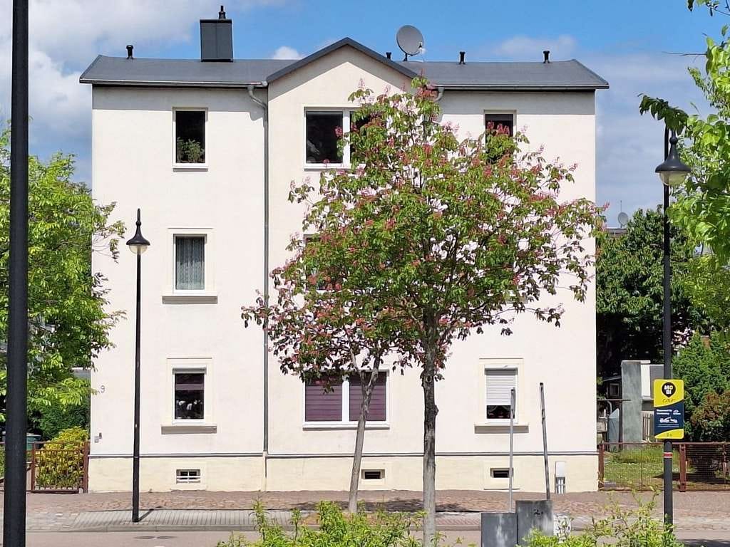 Immobilie in Dresden - Mehrfamilienhaus Cossebaude (Dresden) 6 Whg. 4,5 % Rendite - Bild 0