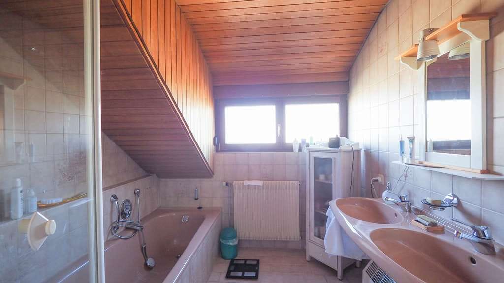 Immobilie in Burgstetten - Mehr Raum, mehr Möglichkeiten mit ELW und schönem Garten - Bild 3