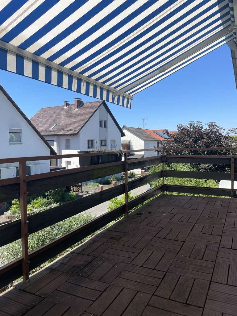 Immobilie in Laudenbach - Licht, Raum und Lebensqualität – außergewöhnliches Zweifamilienhaus mit beeindruckenden Wohnbereich - Bild 1