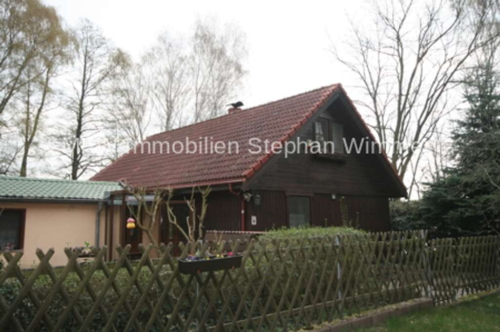 Immobilie in Tauche - Liebevolles Einfamilienhaus am See !  In Alleinlage !  Mit Gewerbeeinheit  zur individuellen Nutzung - Bild 1
