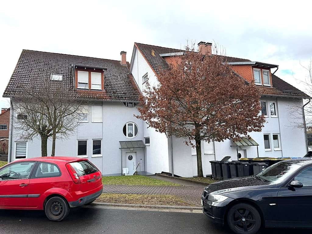 Immobilie in Bebra - Wohnung 1. OG mit 4 ZKB in beliebter Lage von Bebra ! - Bild 1