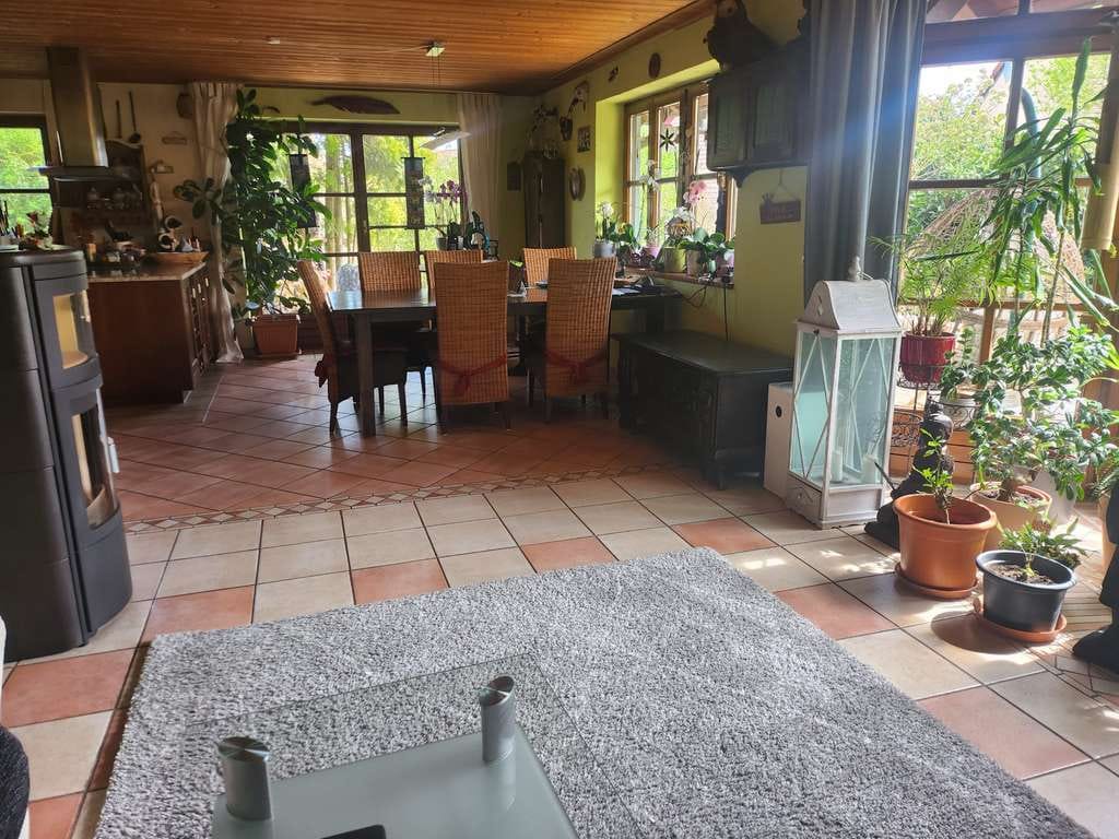 Immobilie in Rennertshofen - Charmante Erdgeschosswohnung mit Garten und modernem Wohnkomfort in Rennertshofen - Bild 2