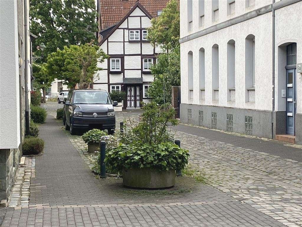Immobilie in Soest - Wohnen im Herzen von Soest – Charmante Dachgeschosswohnung in Top-Lage! - Bild 2