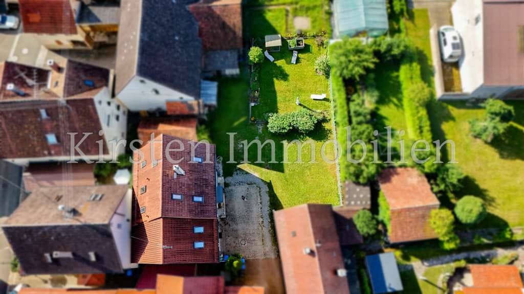 Immobilie in Ammerbuch - Modernisiertes Familienhaus mit Einliegerwohnung und sonnigem Grundstück in Ammerbuch - Bild 4
