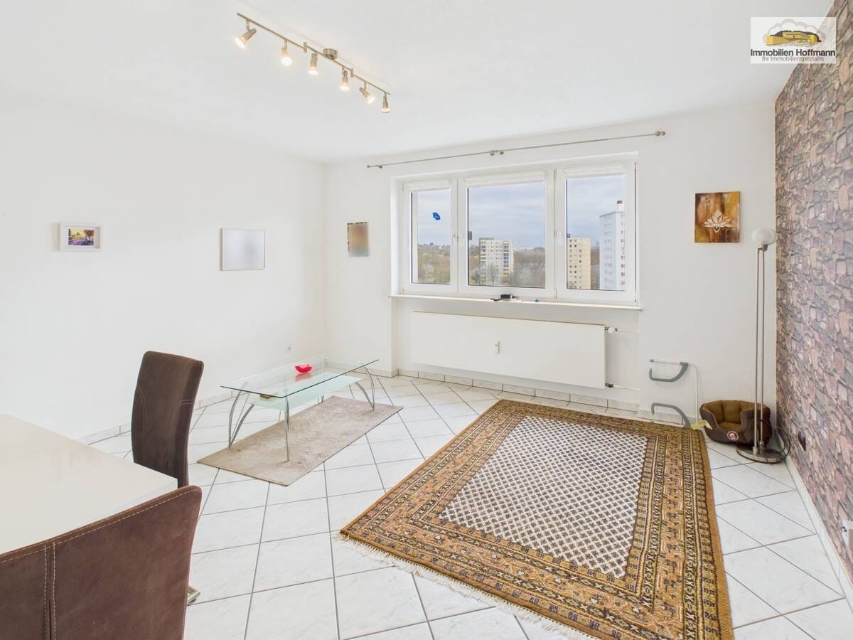 Immobilie in Maintal - Sofort einziehen: Helle 3-Zimmer-Wohnung mit Balkon & Aufzug - Bild 1