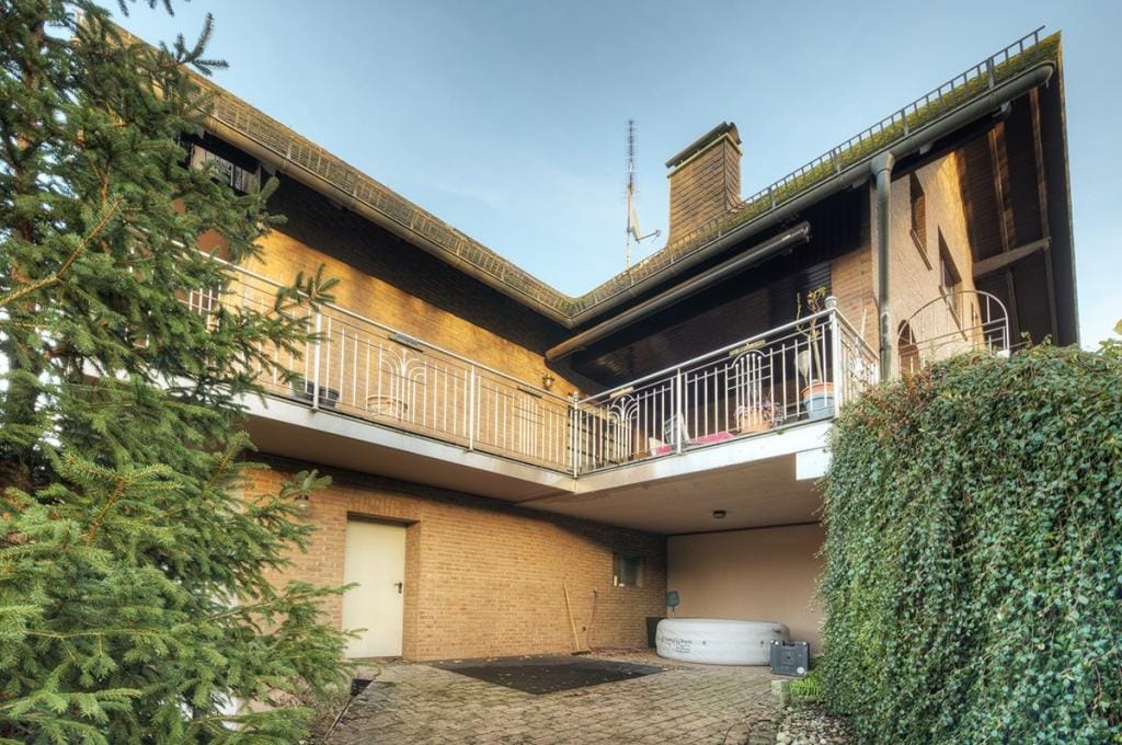 Immobilie in Mittelhof - Sehr gepflegtes und hochwertig erstelltes Zweifamilienhaus in ruhiger und zentrumsnaher Wohnlage - Bild 3