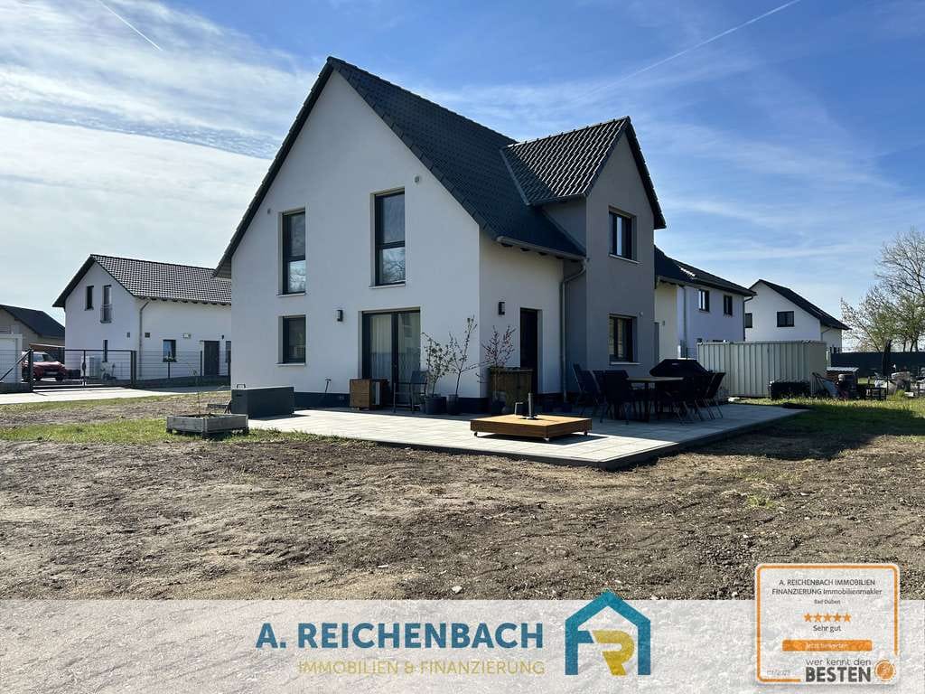 Immobilie in Zörbig - Modernes Traumhaus mit großem Grundstück, hochwertiger Küche & Top-Energieeffizienz A+ zu verkaufen! - Bild 0