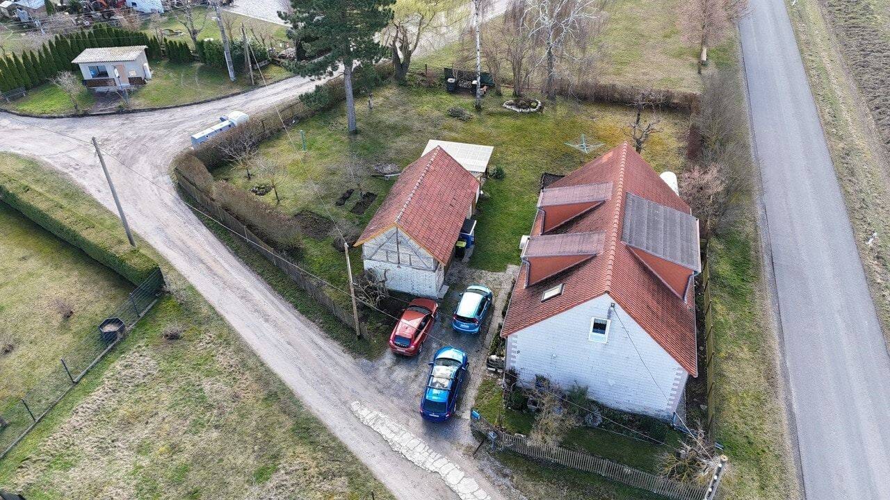Immobilie in Bad Berka - Eine liebevoll gepflegte Immobilie für die Erfüllung der eigenen Träume von Landleben und Gartenbau - Bild 3