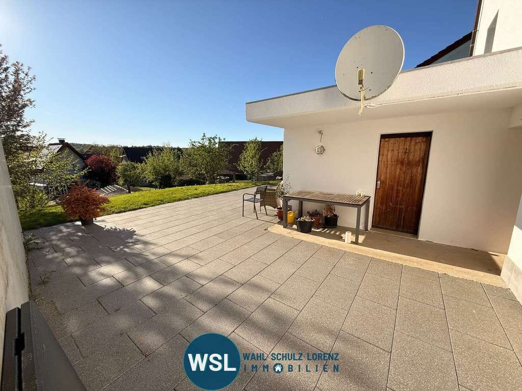 Immobilie in Owen - Modernisiertes Zweifamilienhaus mit Ausbaupotenzial, großer SW-Terrasse in ruhiger Hanglage von Owen - Bild 4