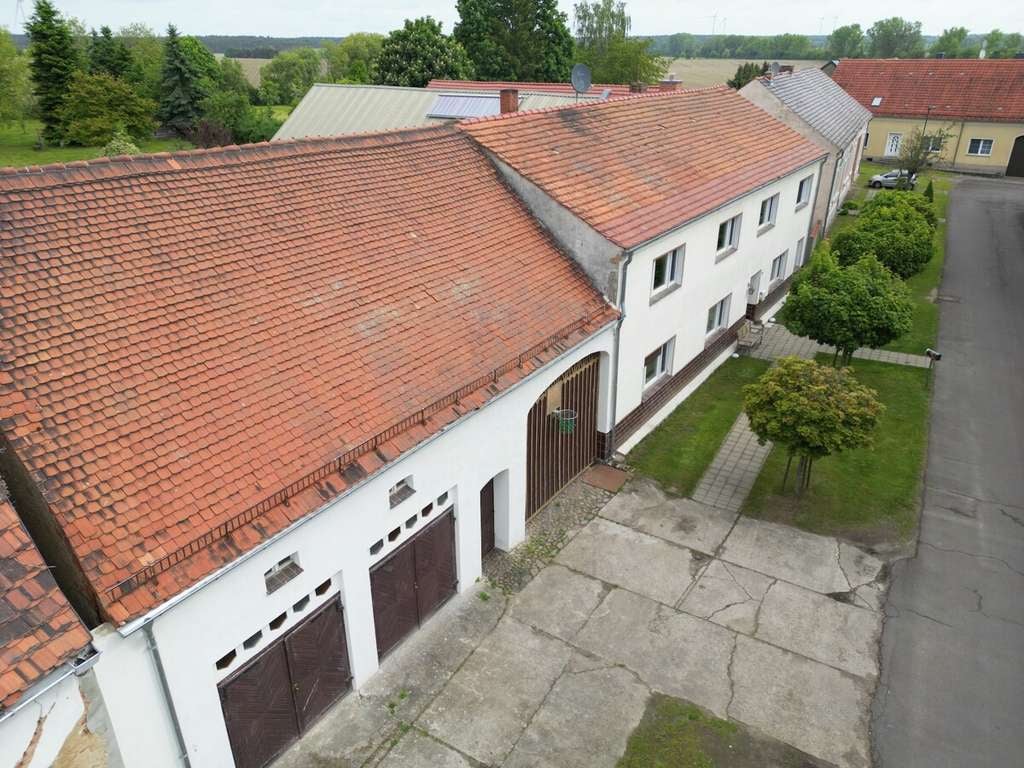 Immobilie in Dahme/Mark - Dahme/Mark: Dreiseithof zum sofortigen Einziehen und beeindruckend viel Platz bei Jüterbog - Bild 2