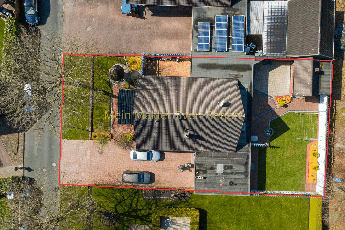 Immobilie in Nordenham - In ruhiger Sackgasse: Mehrfamilienhaus für Anleger & Eigennutzer in Nordenham - Bild 1