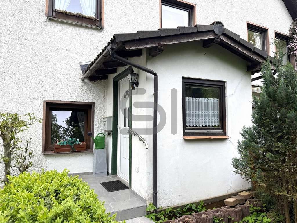 Immobilie in Marsberg - Naturidylle pur: Gemütliches Nest mit Weitblick und eigenem Garten - Erstwohnsitz möglich! - Bild 1