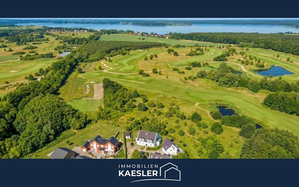 Immobilie in Göhren-Lebbin - Fleesensee: Moderne Ferienwohnung am idyllischen Golfplatz - Bild 0