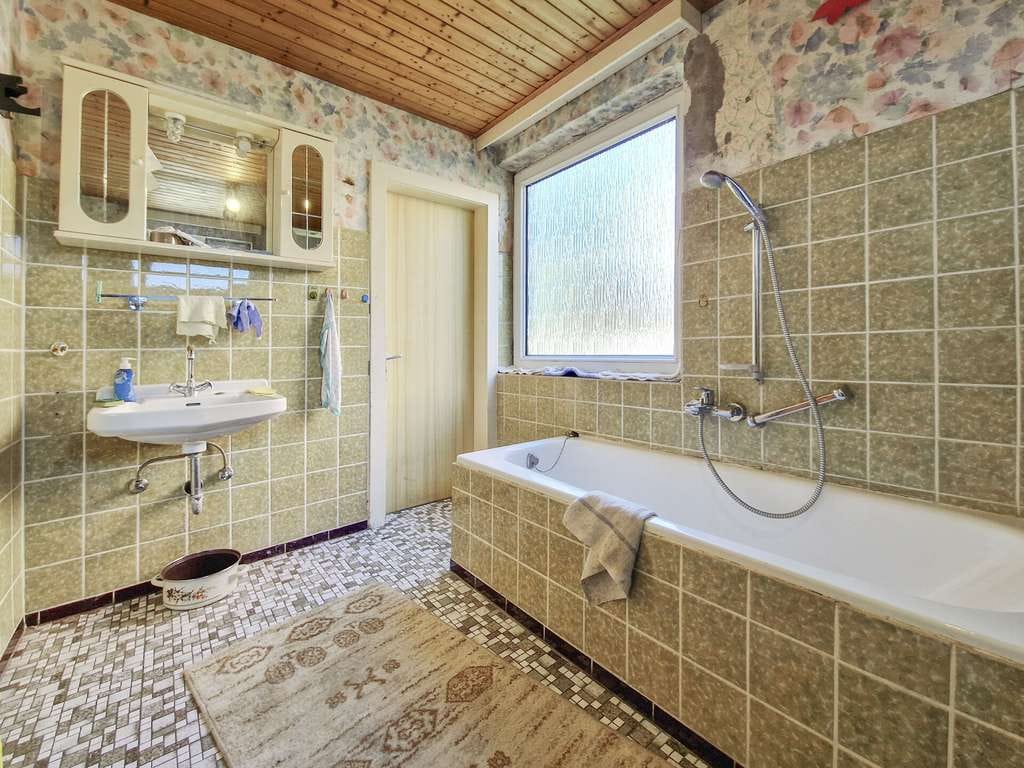 Immobilie in Lägerdorf - Aus Alt mach Wow: Einfamilienhaus mit Charme, Substanz & viel Platz für Ihre Visionen auf 507 m² Grd - Bild 3