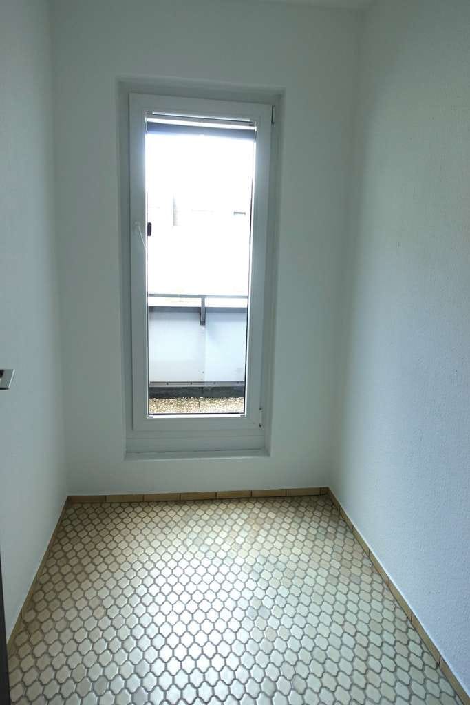 Immobilie in Dobel - 2-Zimmer-Penthouse mit Dachterrasse, Pool & Sauna im Schwarzwald-Kurort - Bild 4