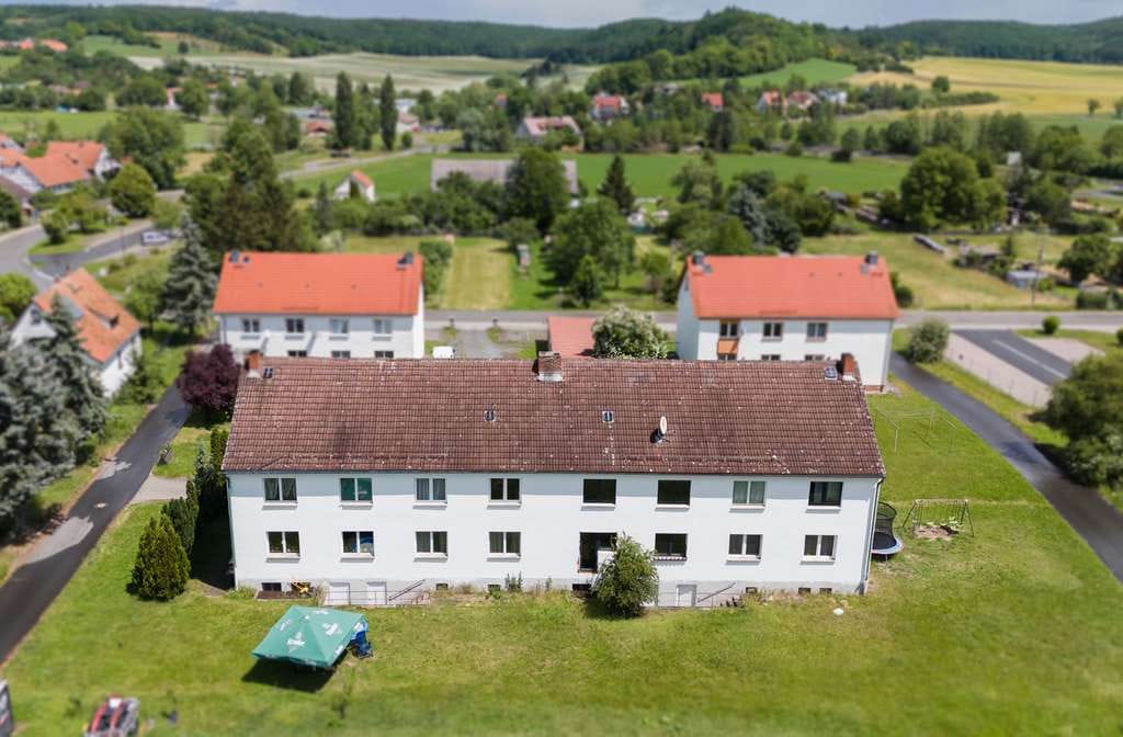 Immobilie in Heldburg - 8-Familienhaus mit Top Rendite! Ausbaureserve Dachgeschoss!! - Bild 1
