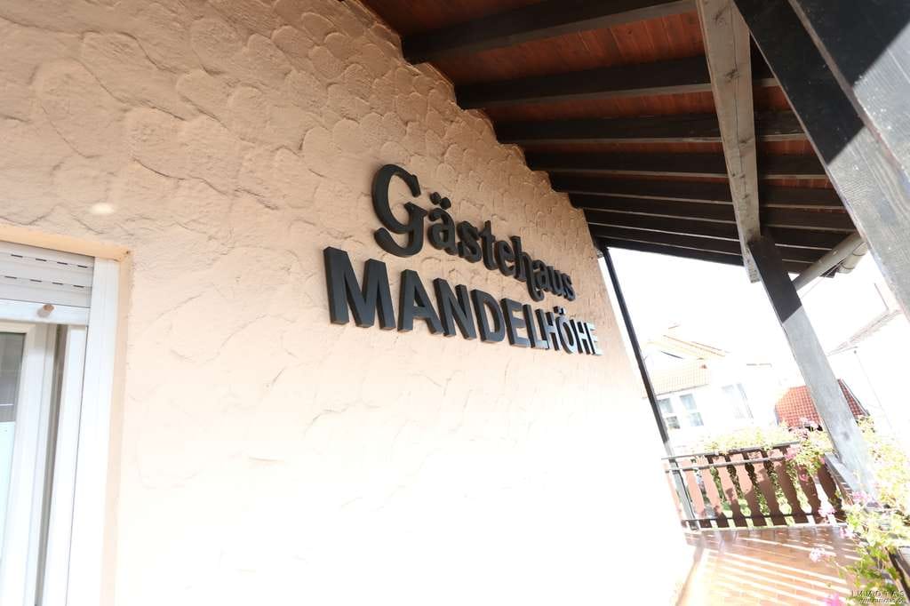 Immobilie in Maikammer - Gepflegtes Gästehaus in Feldrandlage von Maikammer - beliebt bei Stammgästen! - Bild 3