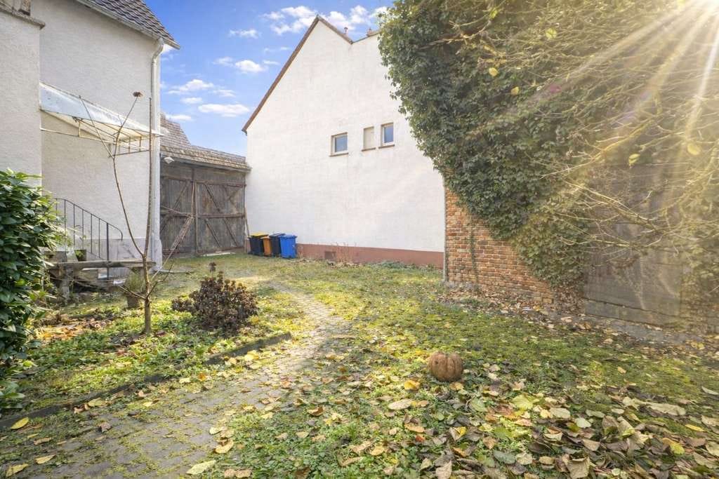 Immobilie in Münzenberg - Liebhaberstück: ehemalige Hofreite mit Garten, zwei Wohneinheiten & Ausbaupotenzial! - Bild 1