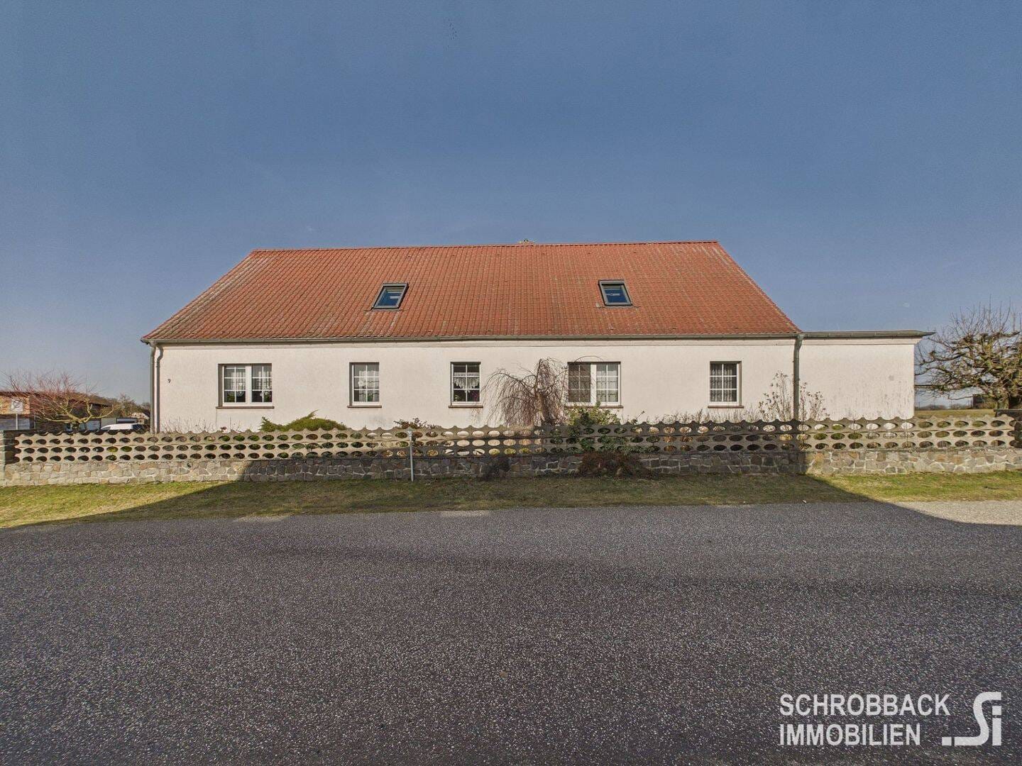 Immobilie in Steinhöfel - Doppelhaus in Arensdorf mit zusätzlichem Bauland und freiem Blick ins Grüne - Bild 1